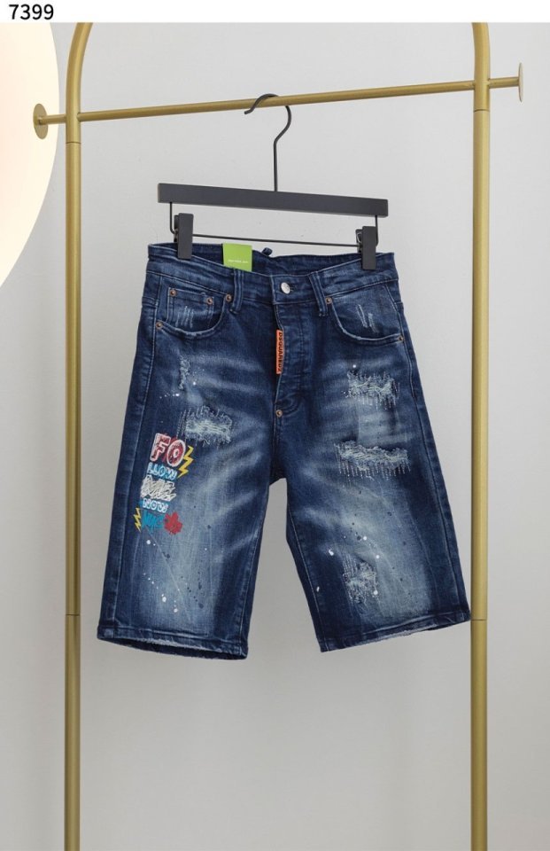 디스퀘어드 MEDIUM MUFFA WASH MARINE SHORT  