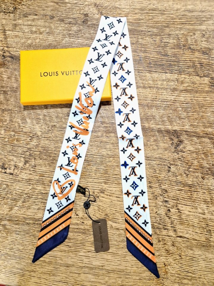 루이비통 방도 스카프 silk Scarf in twil 