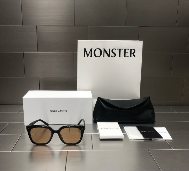 젠틀몬스터 로로에 썬글라스  