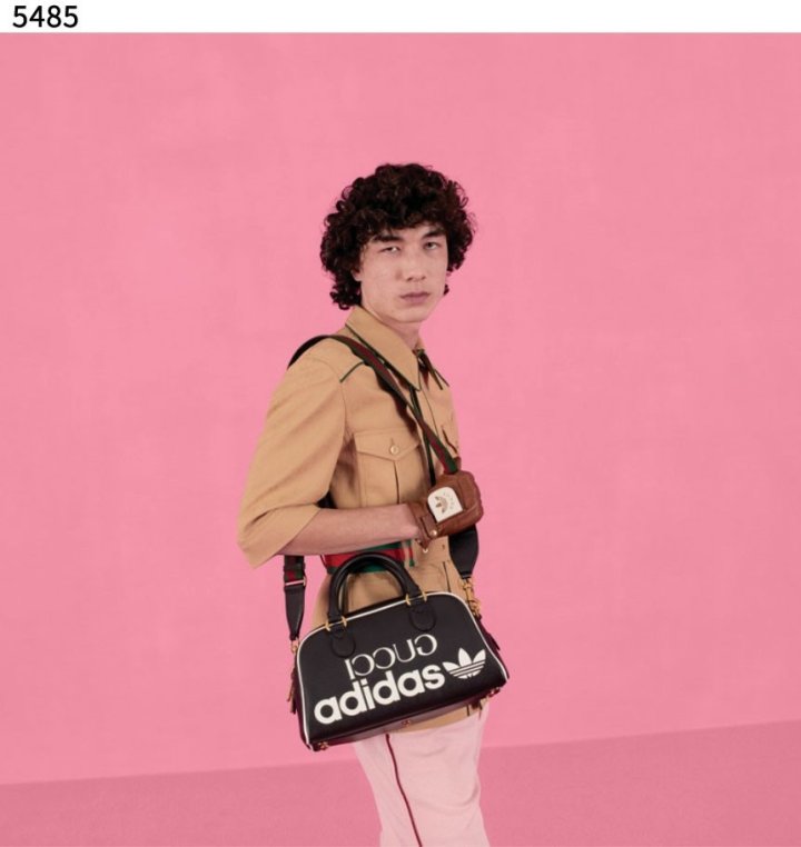 구찌 X 아*디다스 Mini Duffle Bag  