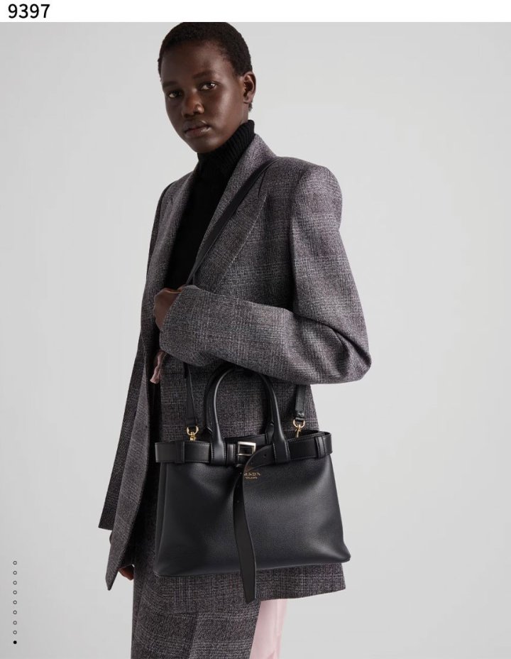 프라다 Buckle small leather handbag with belt  