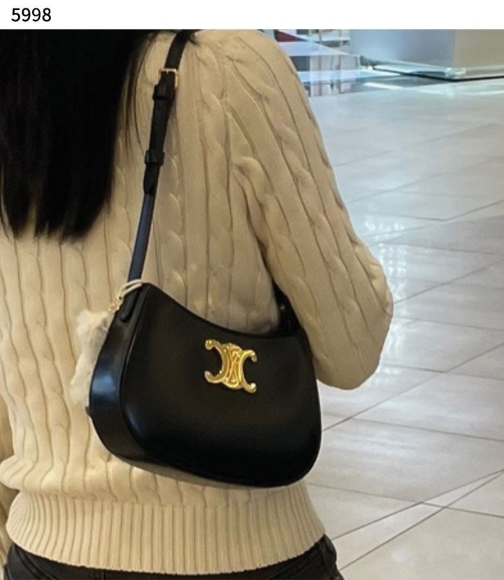 셀린느 미디엄 틸리백  