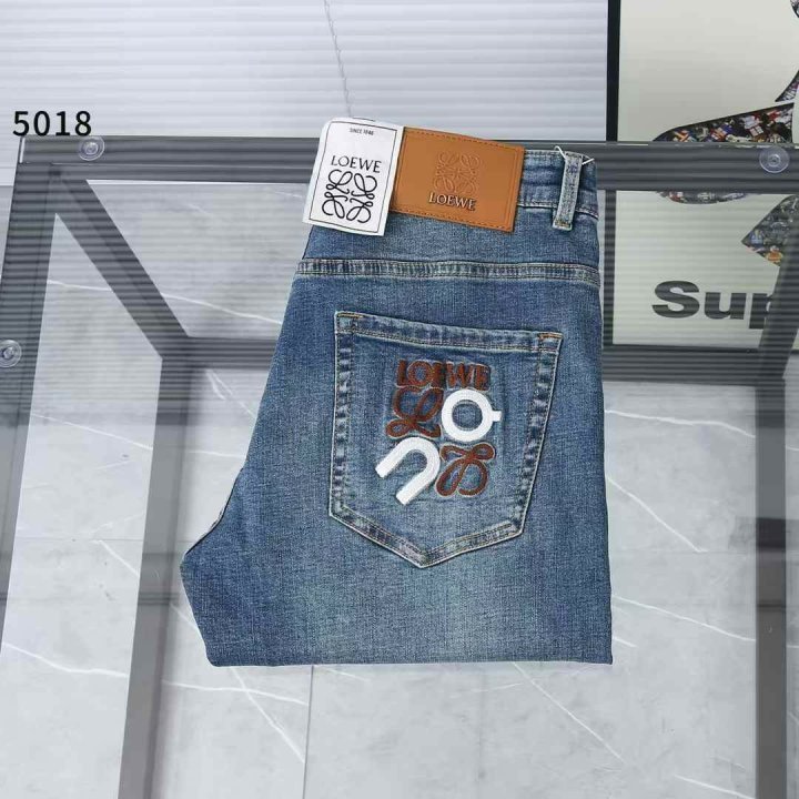 로에베 온러닝 콜라보 자수 데님 팬츠