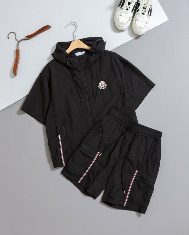 몽클레어 삼선 오뚜기로고 반팔 트레이닝 세트