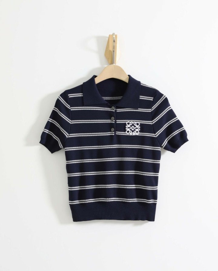 로에베 아나그램 로고 스트라이프 반팔 카라 니트