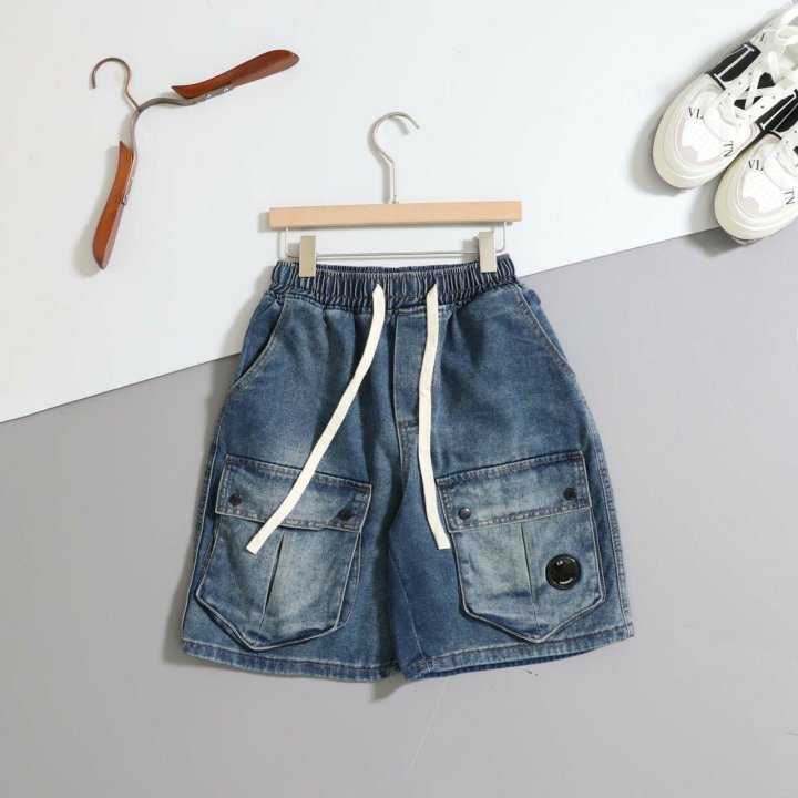 C.P 컴퍼니 렌즈 투포켓 카고 데님 하프팬츠