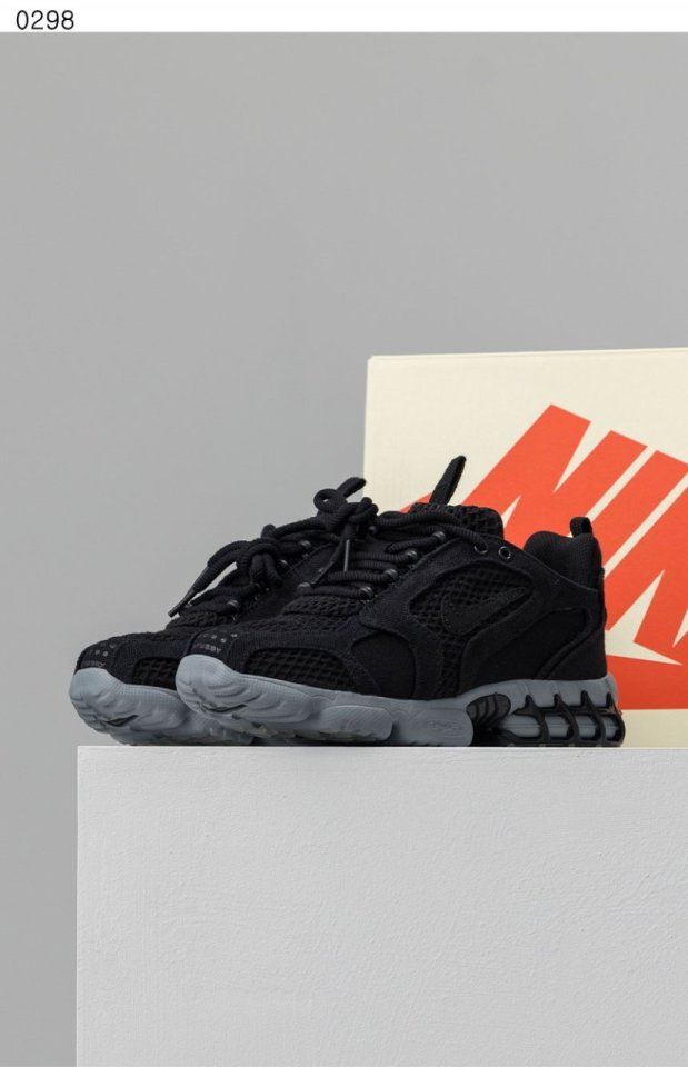 나이키 X 스투시 에어 줌 스피리돈 케이지드2  