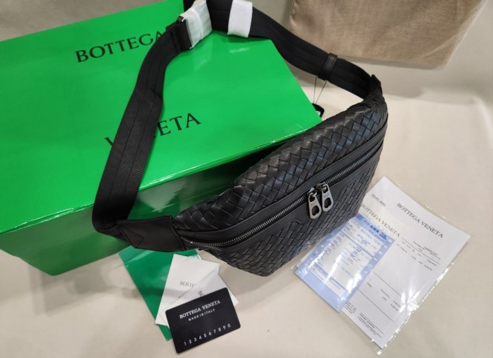 보테가베네타 인트레치아토 범백 168-261