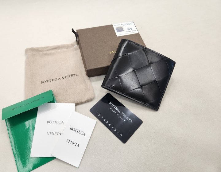 보테가베네타 반지갑 6388-67 유광 