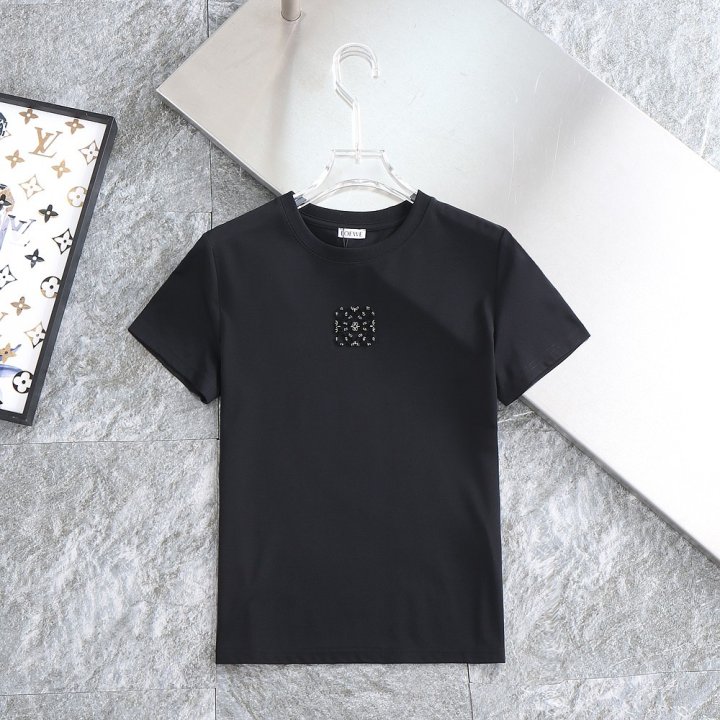 로에베  여성 3D로고 라운드