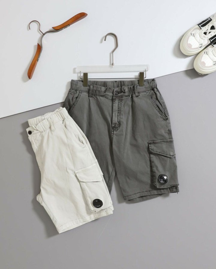 C.P 컴퍼니  50필 스트레치 쇼트팬츠 