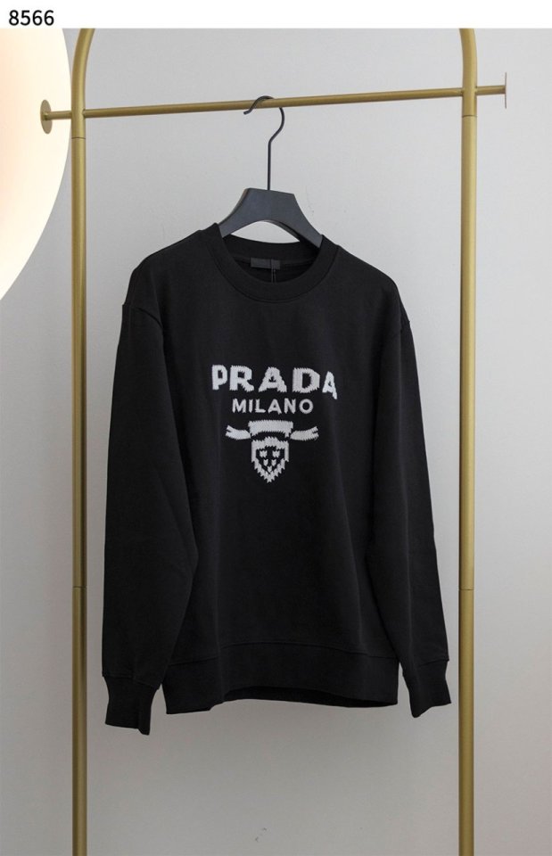 프라다   로고 자수 크루넥 맨투맨 