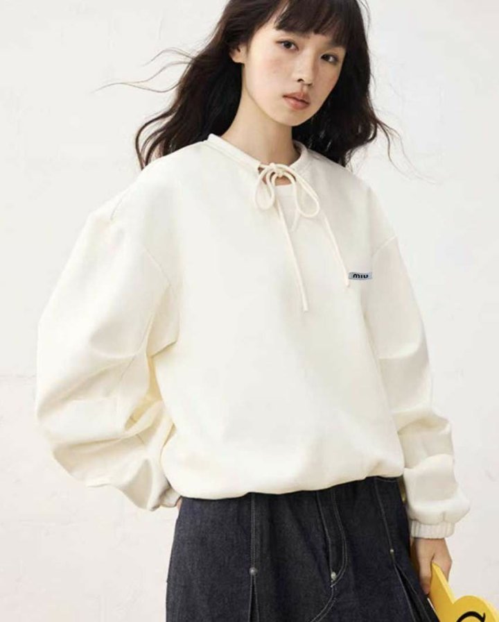 미우미우  코튼 V 스트링 와셔 맨투맨 