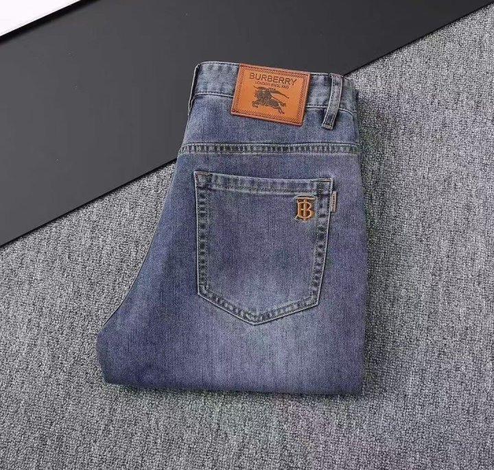 버버리  뉴TB 자수로고 스판 데님진  
