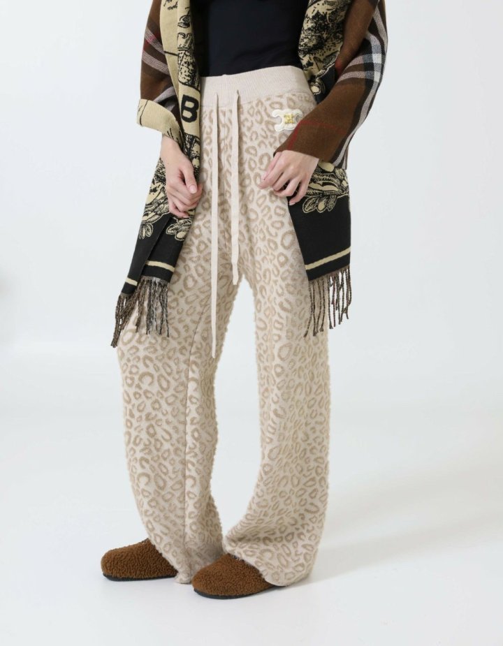 셀린느  울캐시 레오파드 세미 와이드 팬츠 