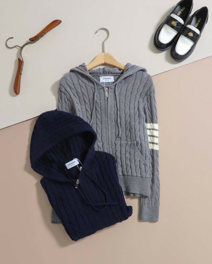 톰브라운   4바 스트라이프 니트 후드 집업