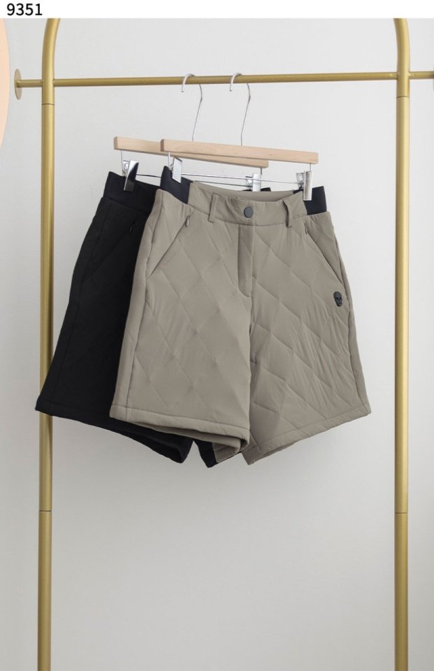 어메이징 크리   퀄팅 패딩 숏팬츠 