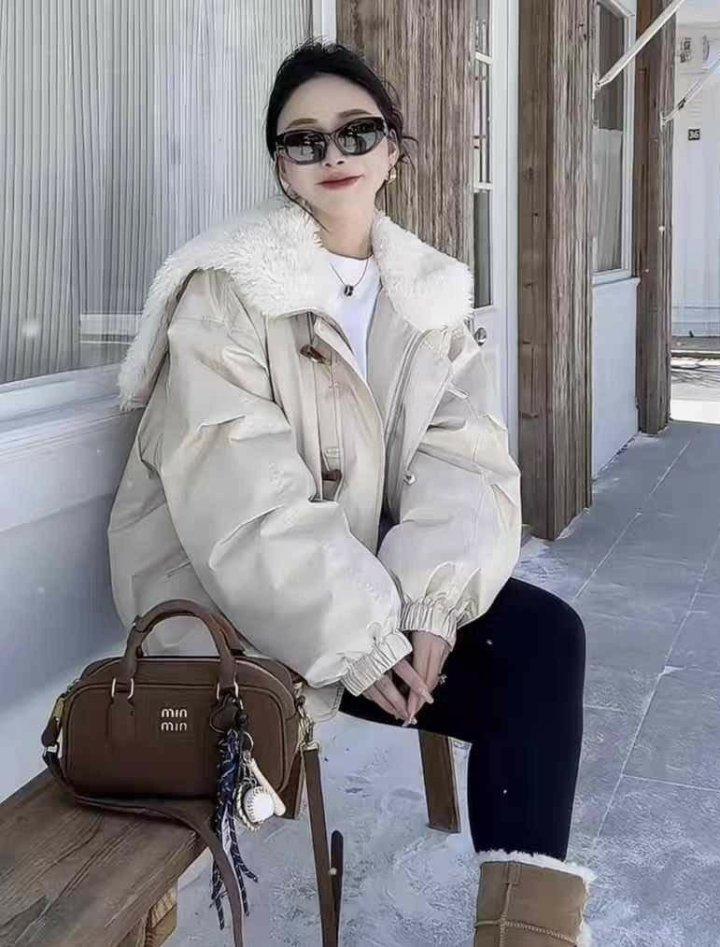 셀린느  데이지 양털 다운 야상점퍼 