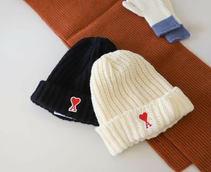 아미  레드 드 꾀흐 비니