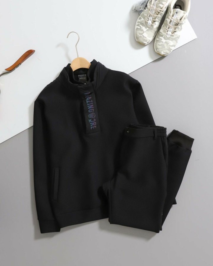 어메이징 크리  테크울 하이브 티셔츠&조거팬츠 세트  