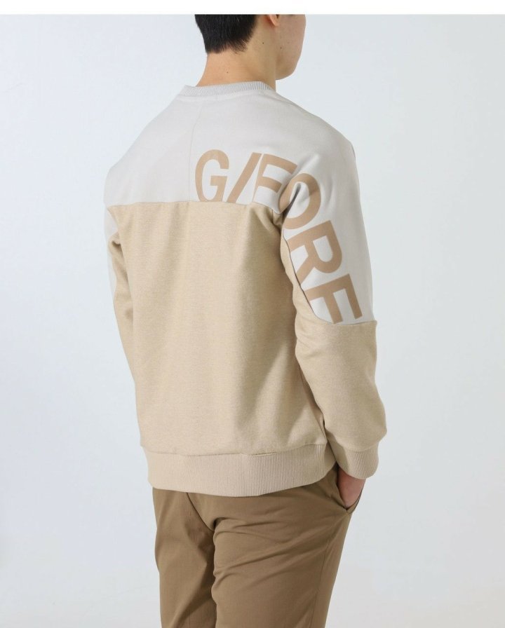 지포어  투톤 컬러 크루넥  