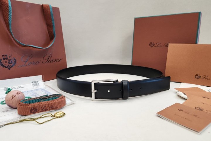 로로피아나  로리 벨트