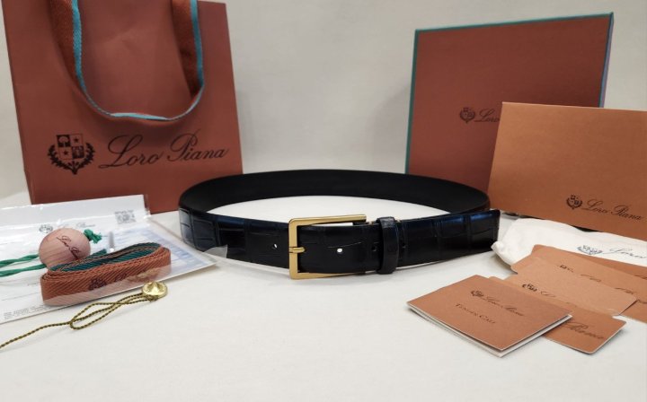 로로피아나  벌룬 금장버클 벨트