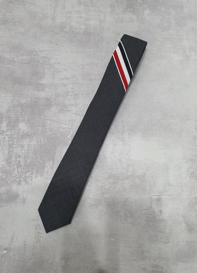 톰브라운  삼선 넥타이