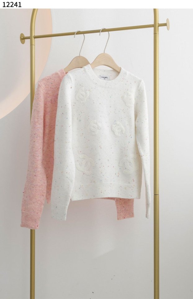 샤넬   라운드 CC로고 울 스웨터 