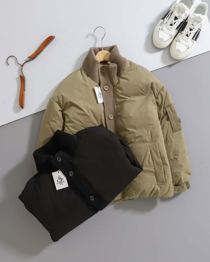 C.P 컴퍼니  립스톱 퍼프 다운 자켓