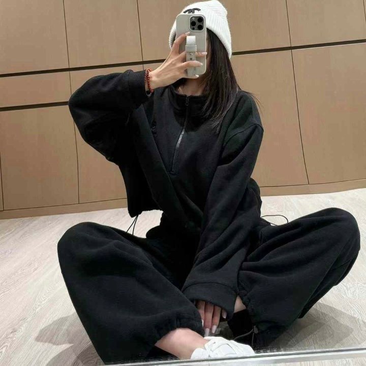 발렌시아가  로고 오버 핏 플리스 반집업 트레이닝 set  