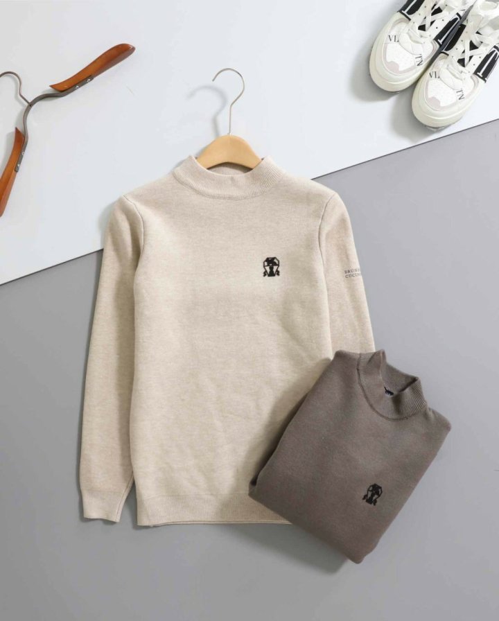 브루넬로 쿠치넬리  3D 엠보 로고 밍크 안감 니트 스웨터  