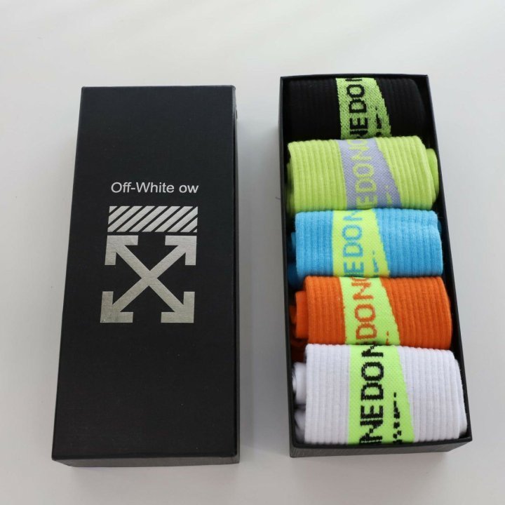 오프화이트  빈티지 레터링 양말세트 