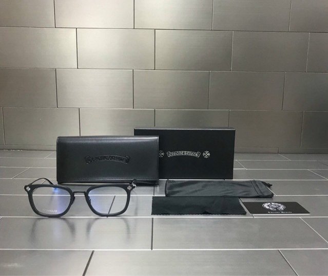 크롬하츠  GIZZNME 글라스 