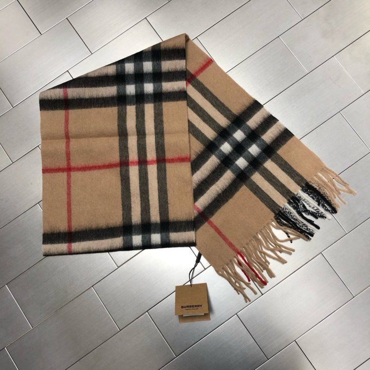 버버리  클래식 체크 캐시미어 머플러 