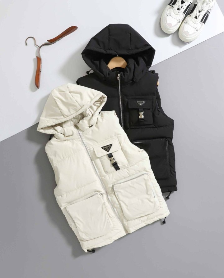 프라다  리나일론 멀티 포켓 패딩 조끼  