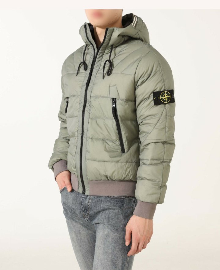 스톤 아일랜드  와펜 크링클랩스 가먼트다잉 후드 패딩자켓   