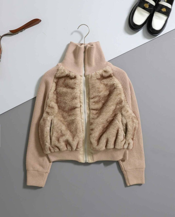 로로피아나    렉스퍼 하이넥 니트 자켓