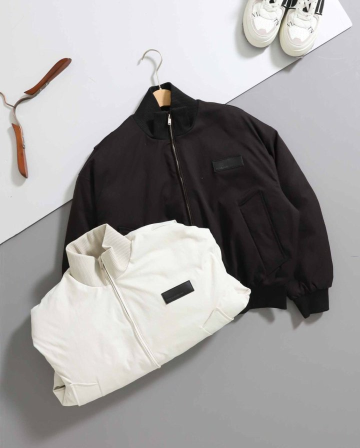 돌체앤가바나  개퍼 패티드 하이넥 봄버 패딩재킷  