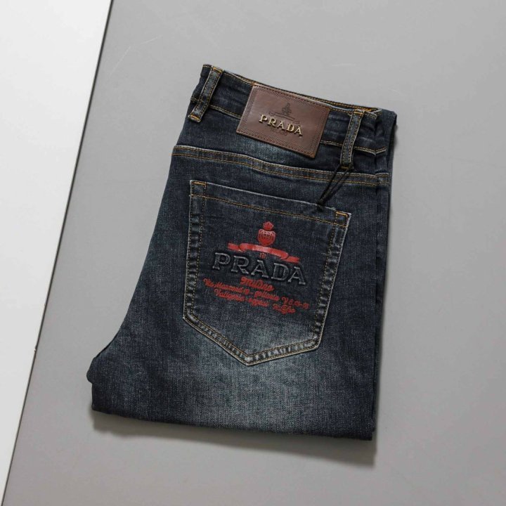 프라다  레드 로고 포인트 데님 팬츠  