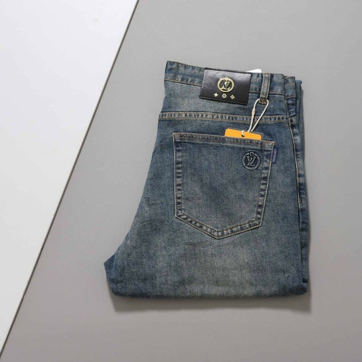 루이비통  LV 라운드 로고 스트레이트 데님 팬츠 