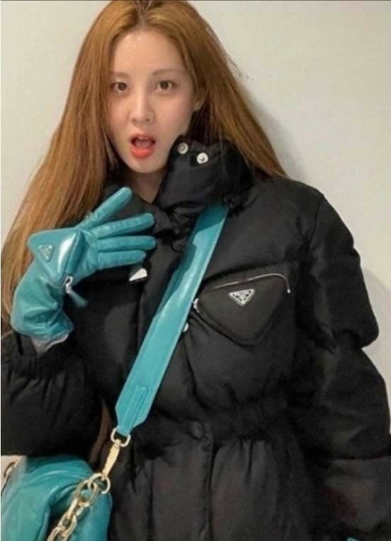 프라다  리나일론 다운 자켓  