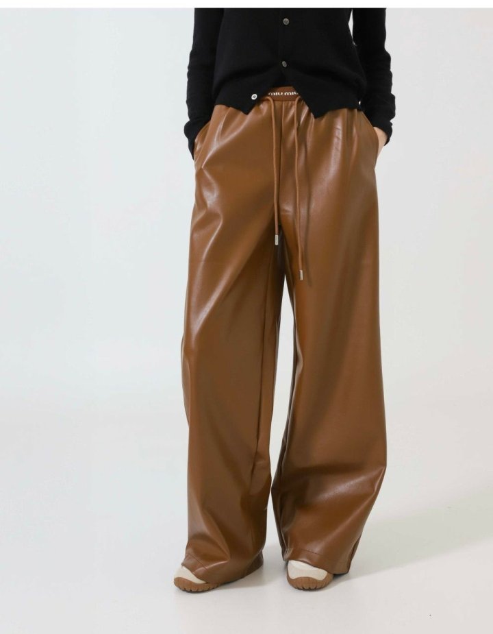 미우미우  허리밴드 와이드 레더 팬츠  