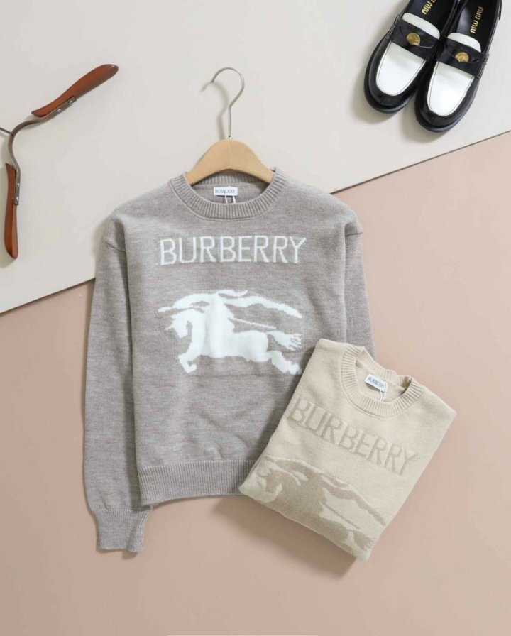 버버리  EKD 로고 스웨터  