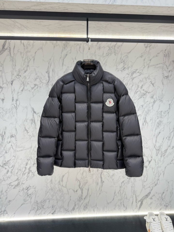 몽클레어 x 크리스토퍼 락시  991 콜라보 구스다운 패딩