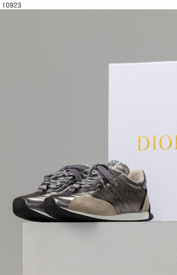 디올  D-Sketch 스니커즈  