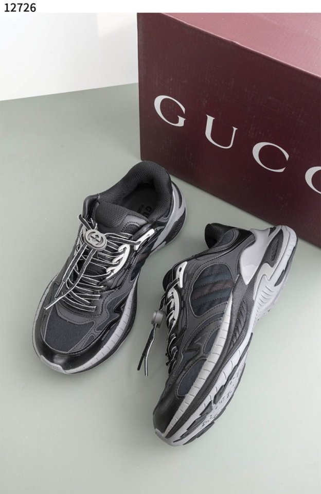 구찌  2.0 스니커즈  