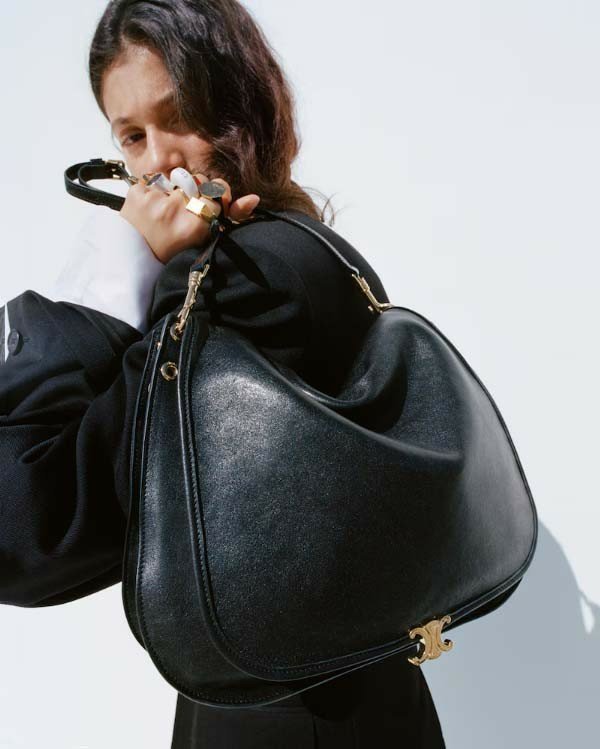 셀린느    소프트 트리옹프 베사체  