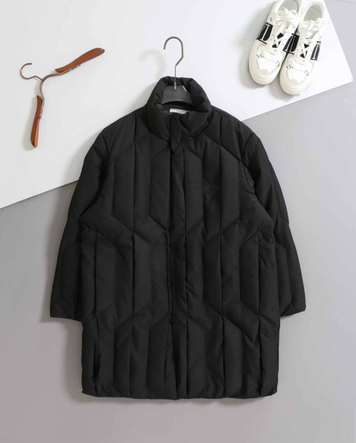 프라다  빅포켓 항공 다운 패딩 자켓  