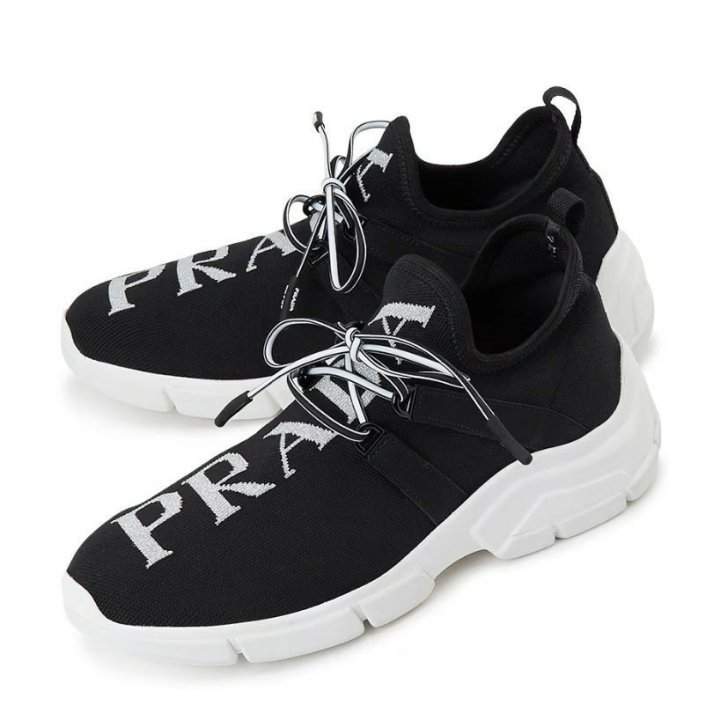 프라다  남성 로고 니트 스니커즈  
